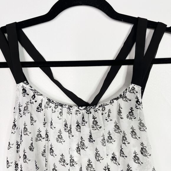 Express Printed Flowy Strappy Crossback Tank Top Medium M White Black Sheer - Picture 3 of 10